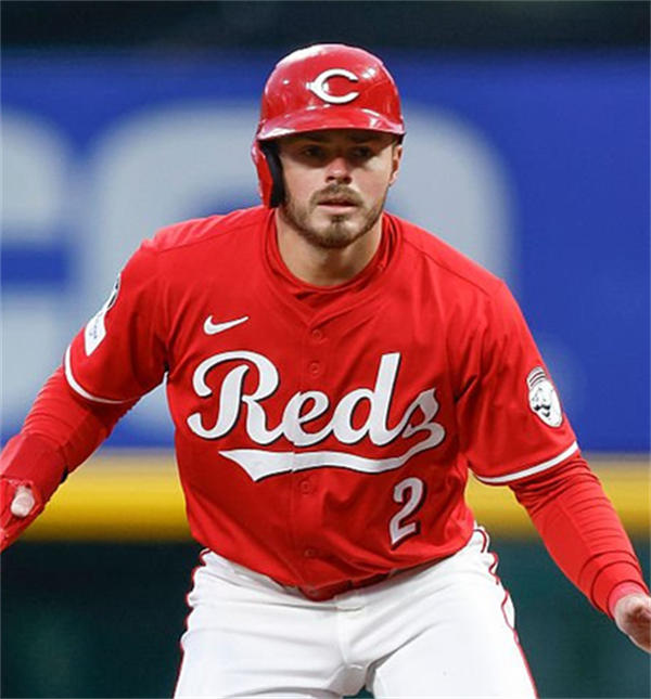 Men's Cincinnati Reds #2 Gavin Lux Scarlet Alternate Reds Limited Player Jersey